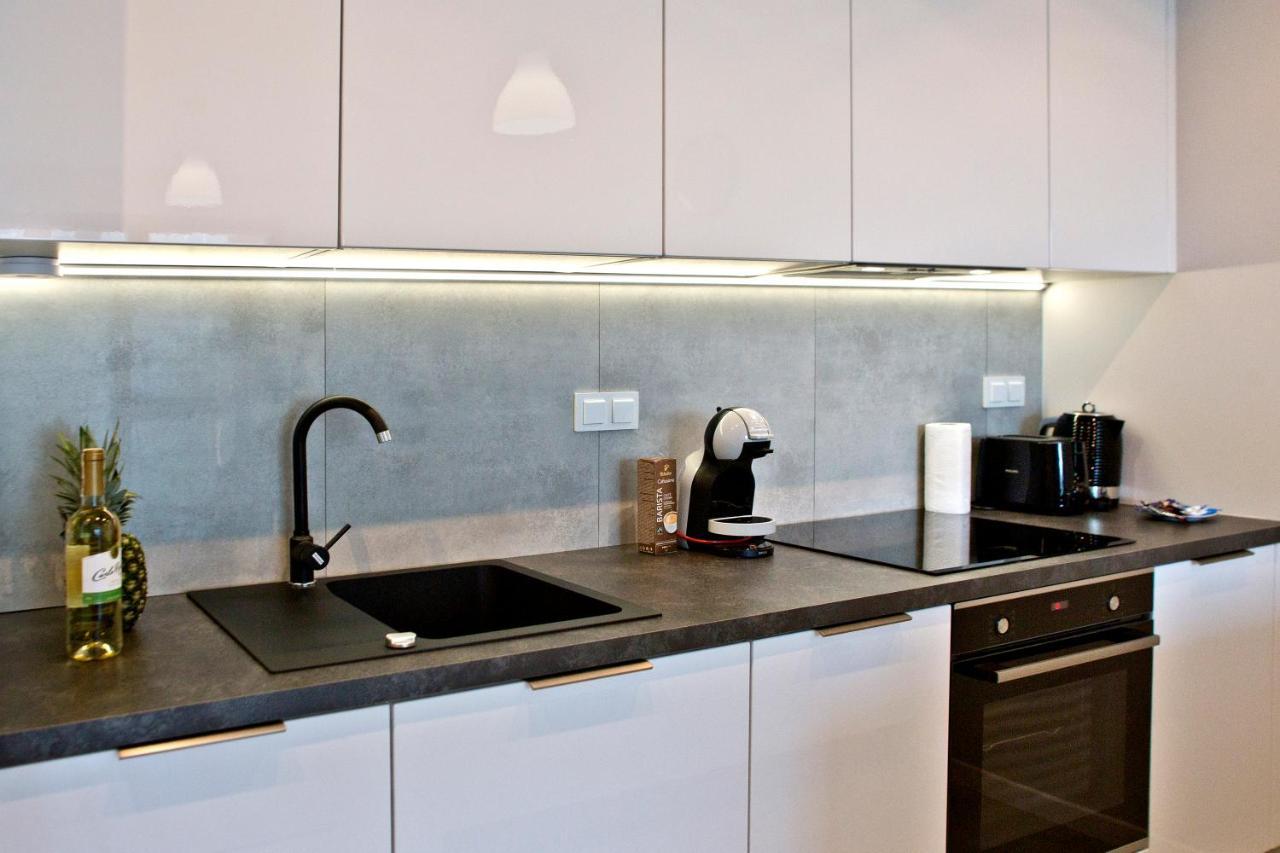 Marina Mokotow P&O Serviced Apartments Warschau Buitenkant foto